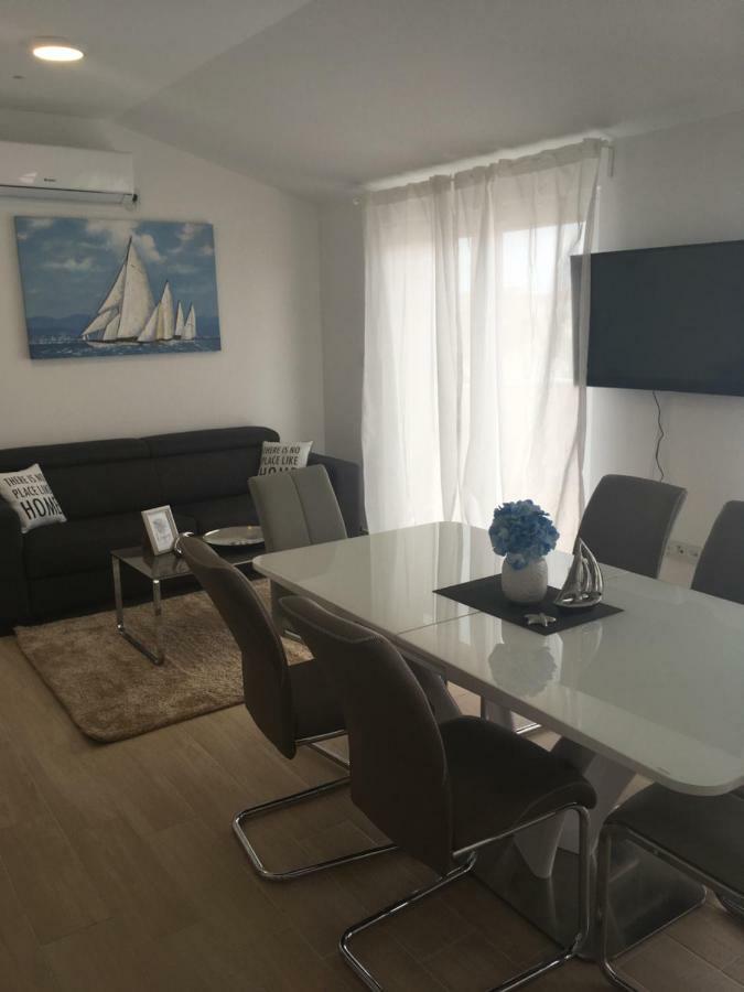 Luxury Apartments Vucinic פירובאץ מראה חיצוני תמונה